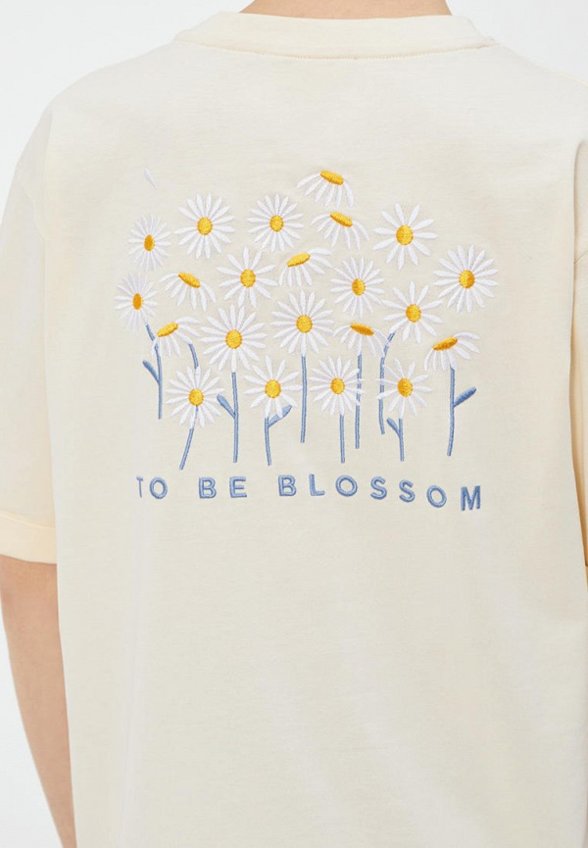 Футболка To Be Blossom