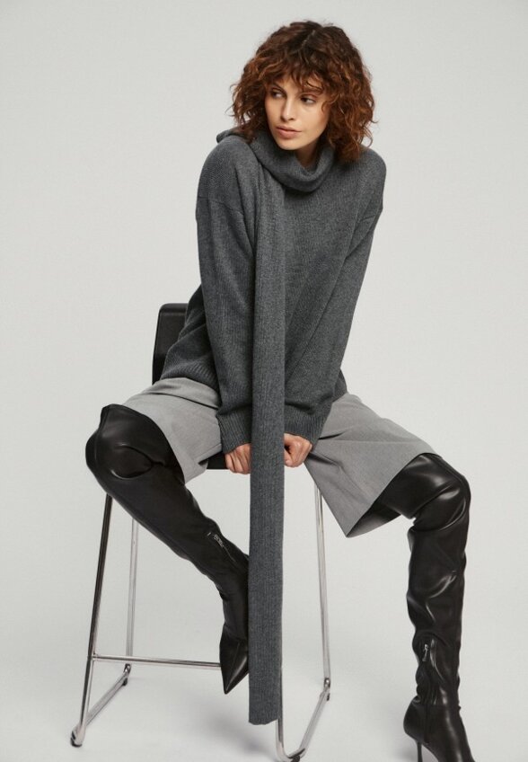 Джемпер и шарф Nume