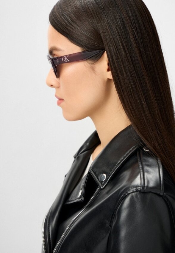Очки солнцезащитные Calvin Klein Jeans