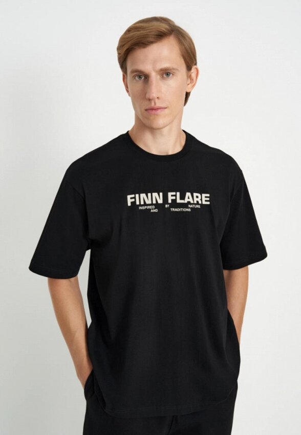 Футболка Finn Flare