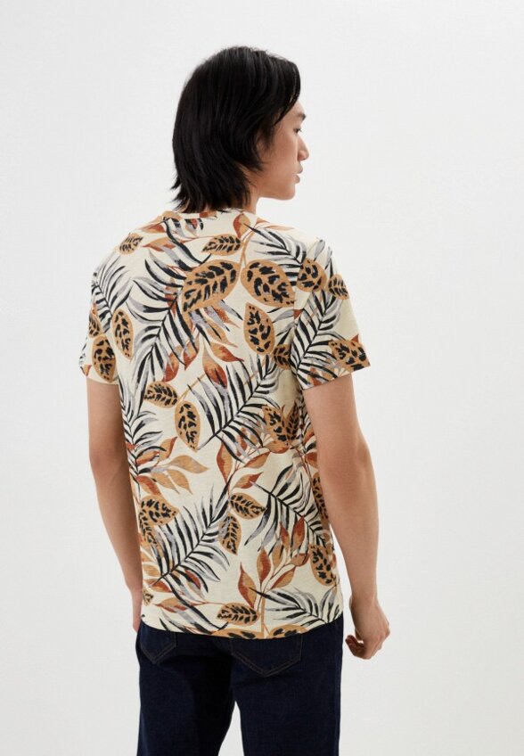 Футболка Colin's