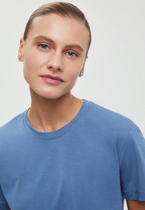 Футболка Finn Flare