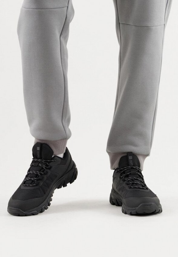 Кроссовки Baasploa