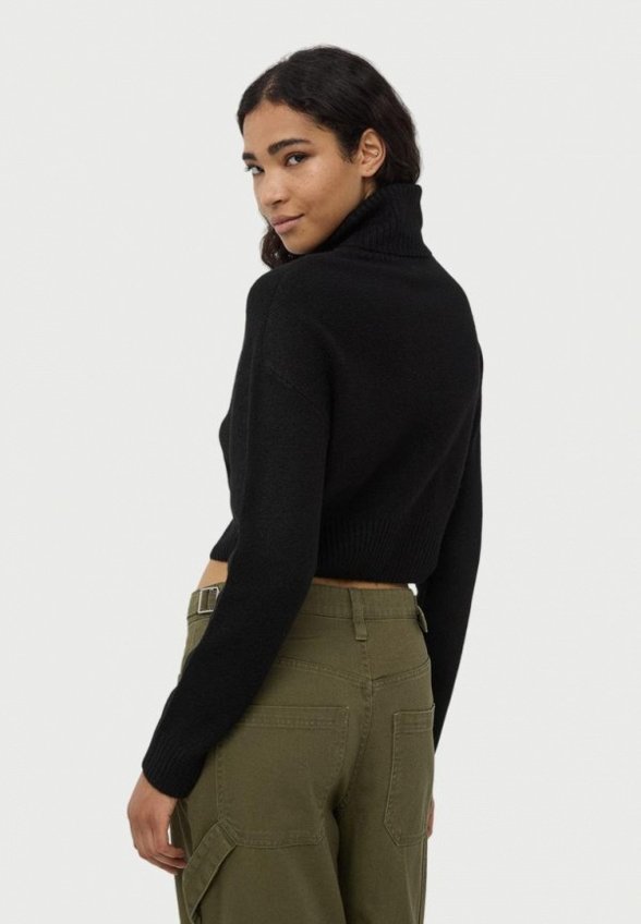 Свитер Terranova