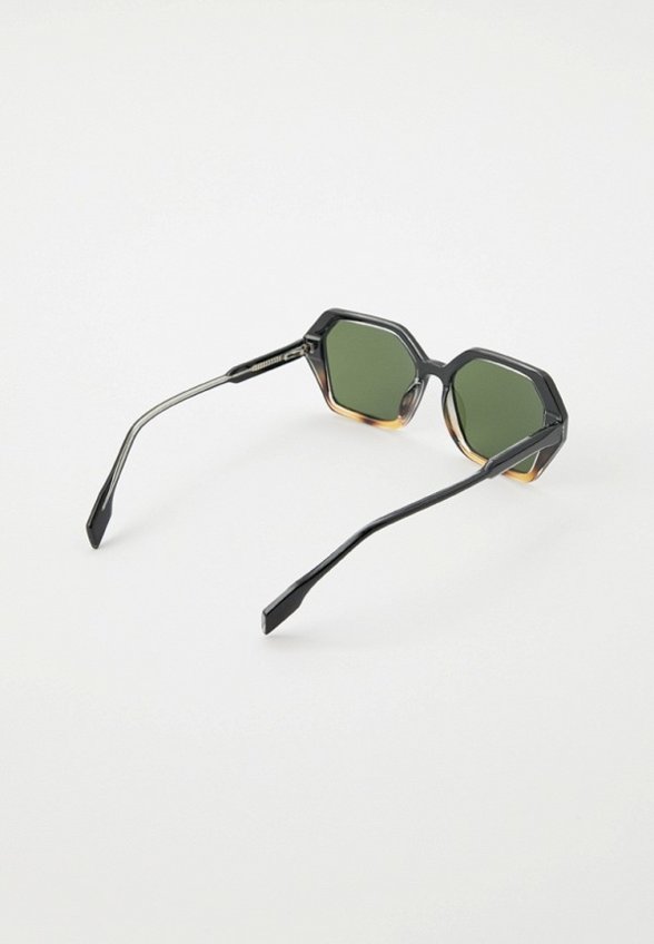 Очки солнцезащитные Vitacci