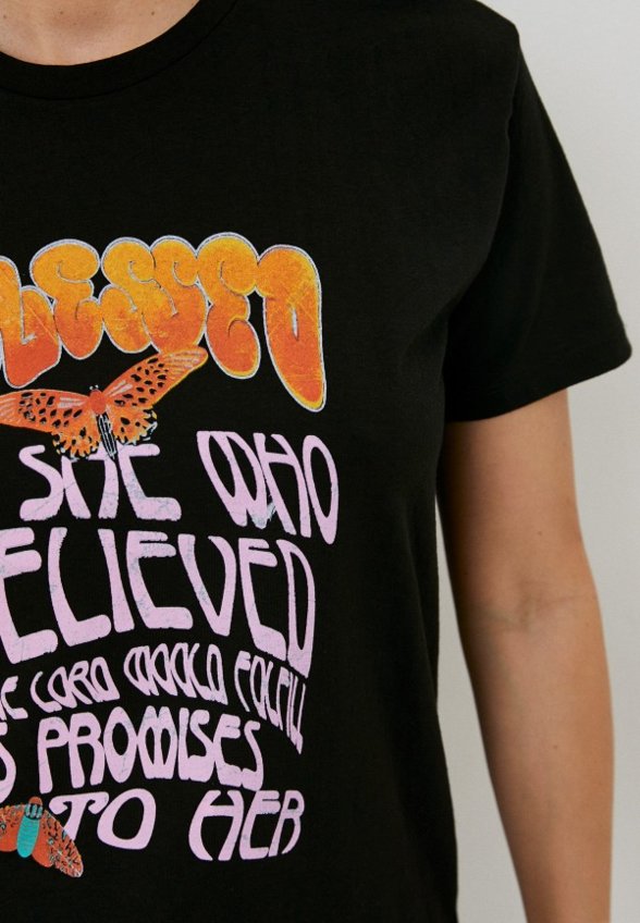 Футболка Trendyol