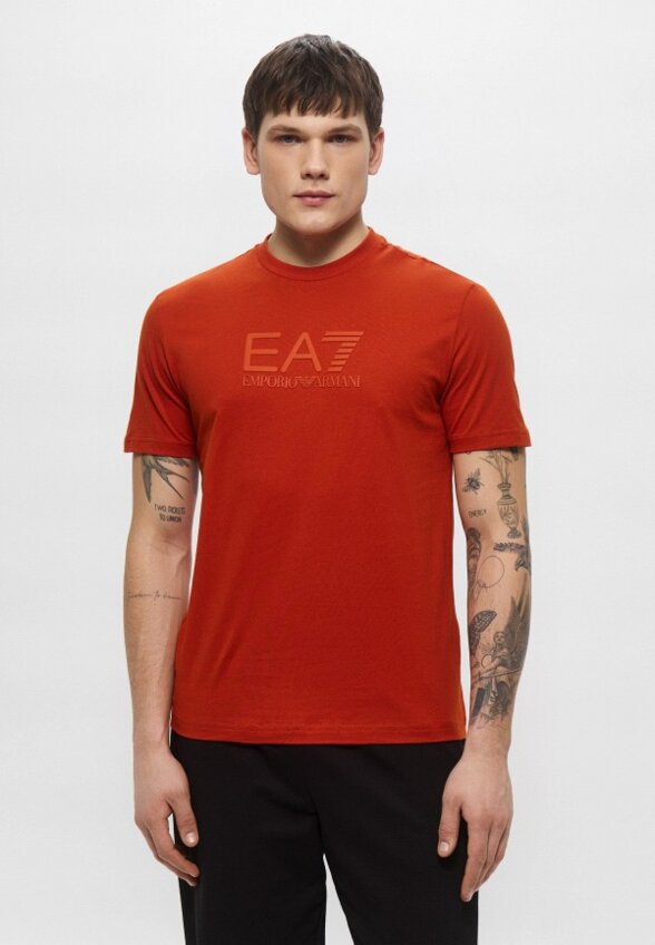 Футболка EA7