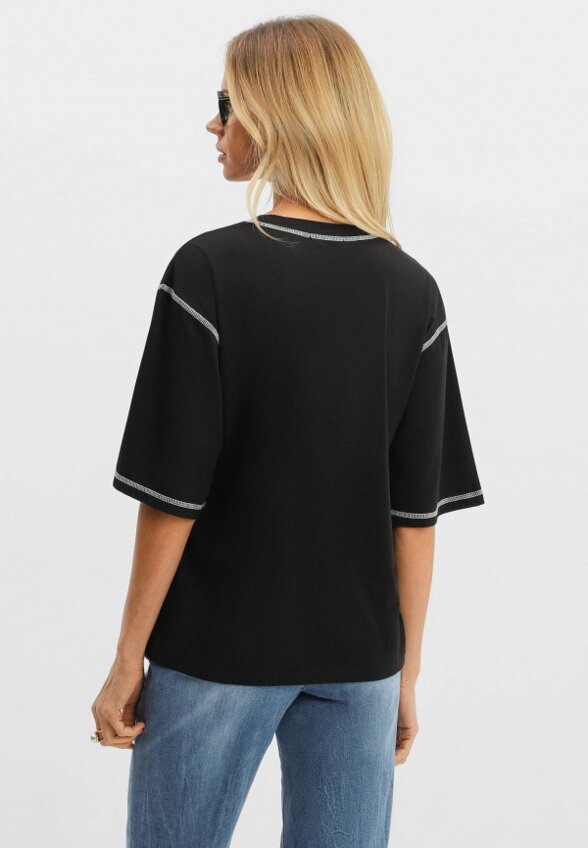 Футболка Lilly Bennet