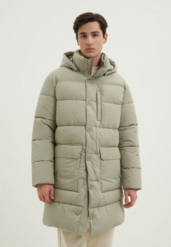 Пуховик Finn Flare