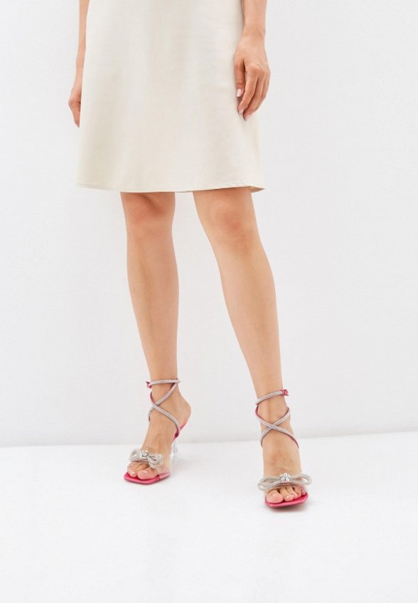 Босоножки Sbalo