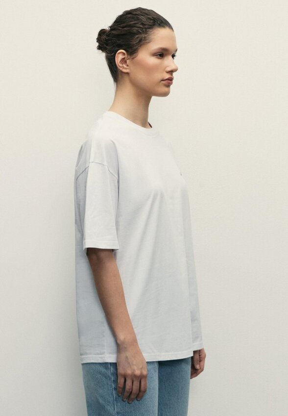 Футболка Zarina