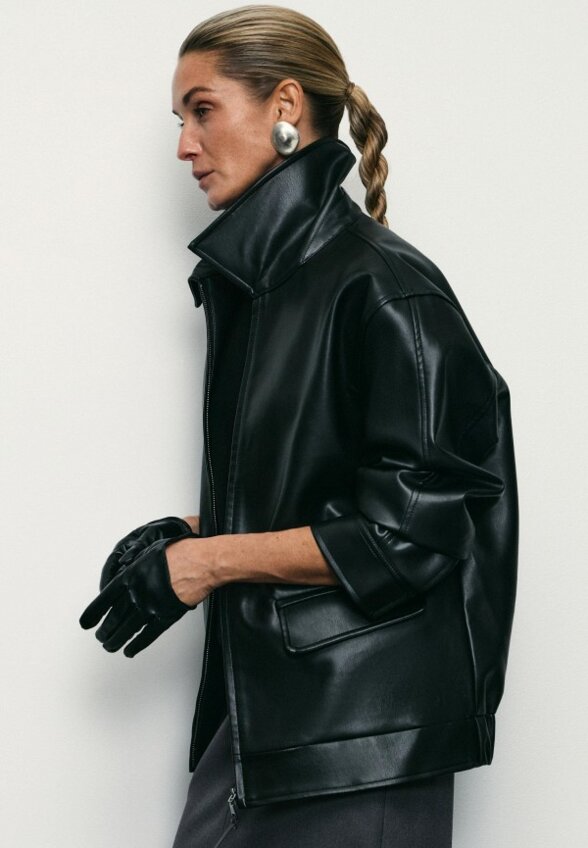 Куртка кожаная Zarina
