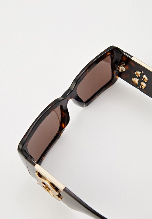 Очки солнцезащитные Burberry