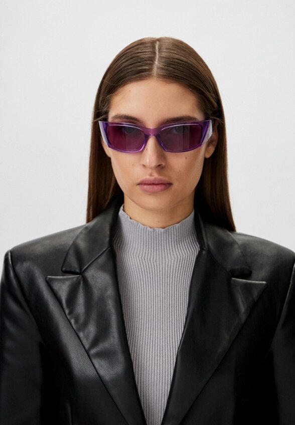 Очки солнцезащитные Prada