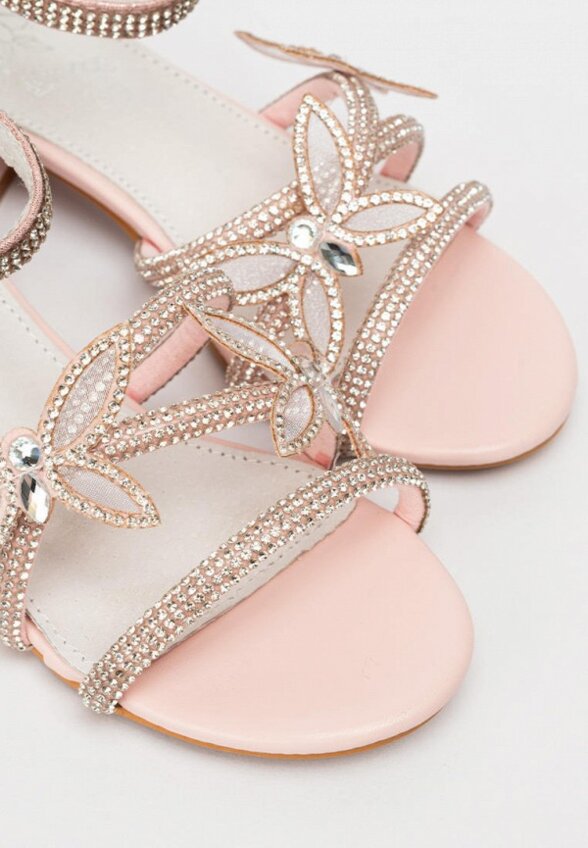 Босоножки Tikkago