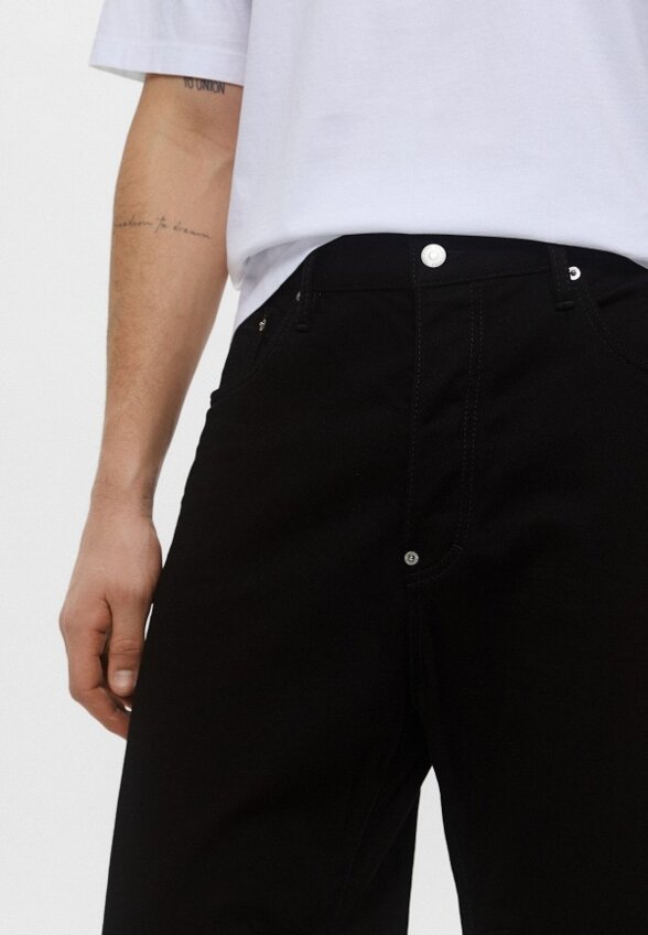 Джинсы Dsquared2