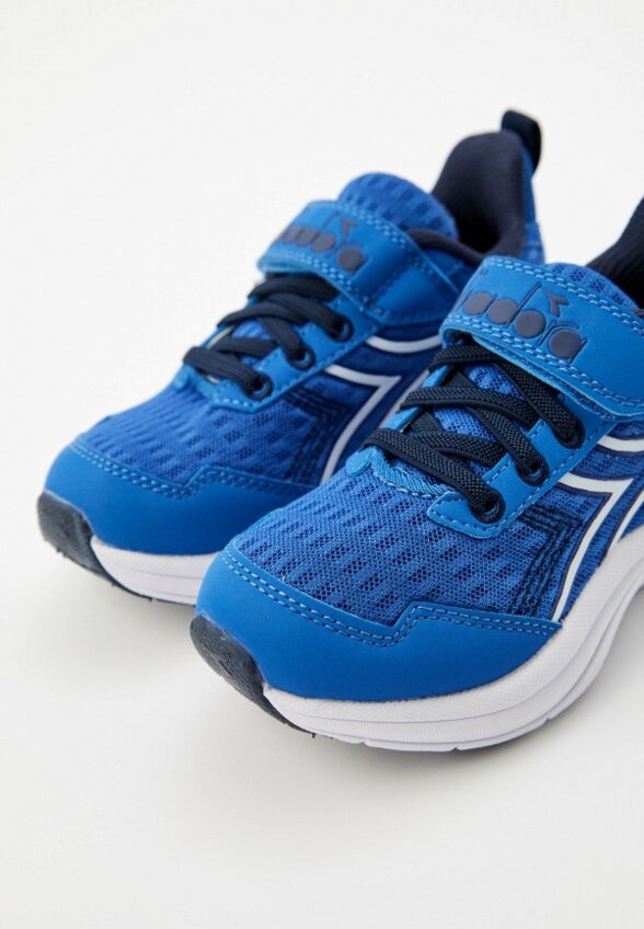 Кроссовки Diadora