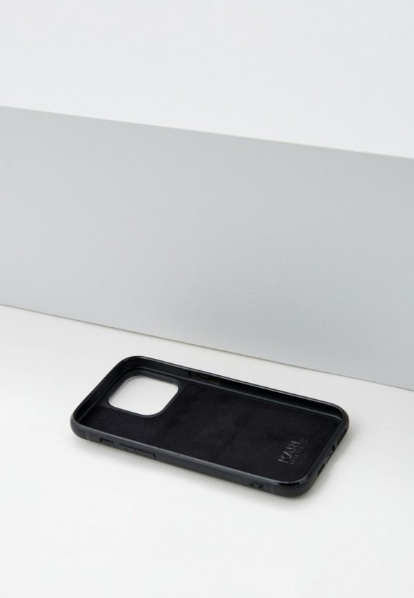 Чехол для iPhone Karl Lagerfeld