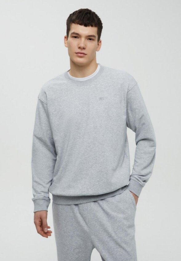 Свитшот Finn Flare