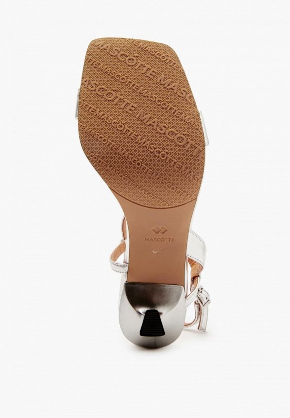 Босоножки Mascotte