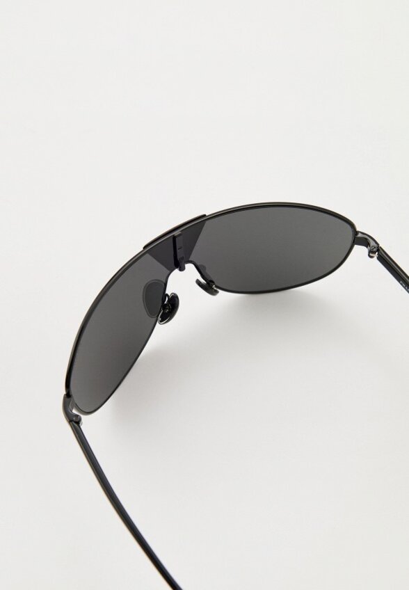 Очки солнцезащитные Prada