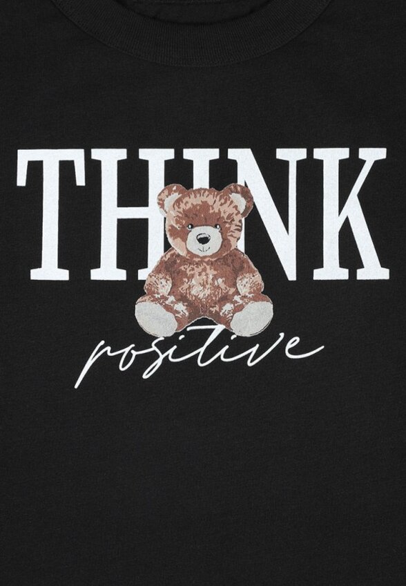 Футболка Апрель