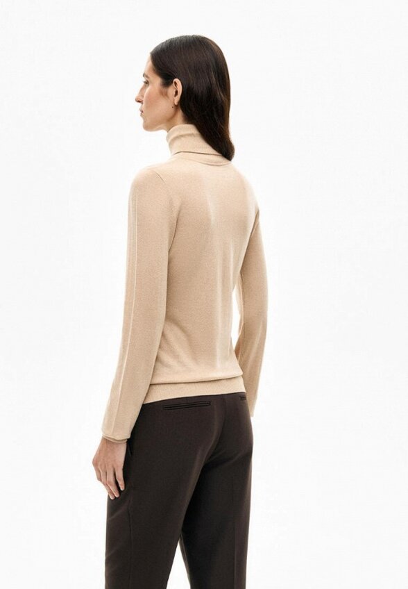 Водолазка Yollo