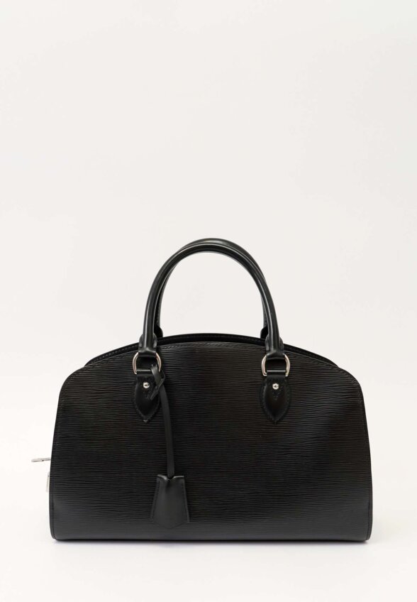 Louis Vuitton Pont Neuf