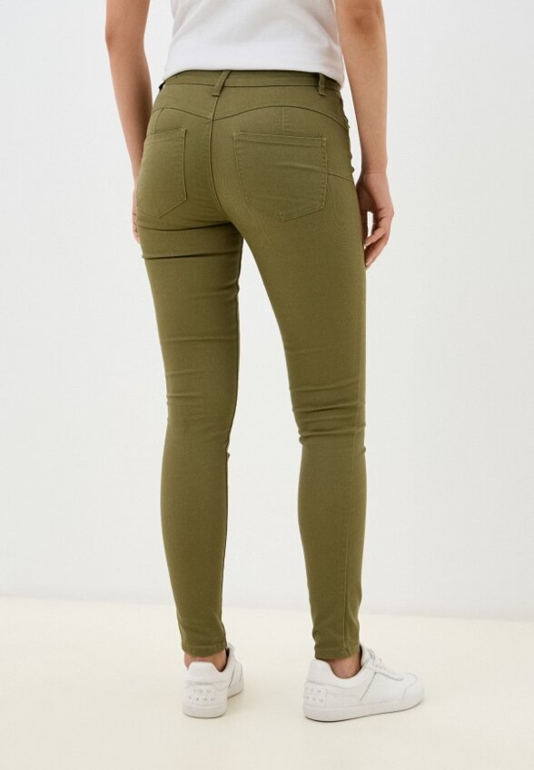 Джинсы Terranova