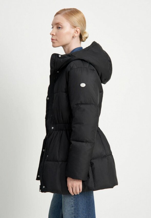 Пуховик Finn Flare