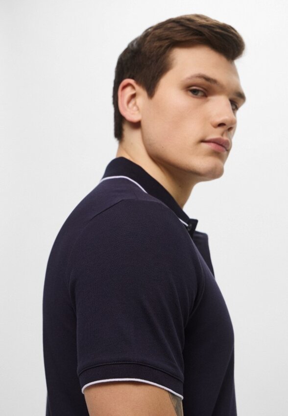 Поло Calvin Klein