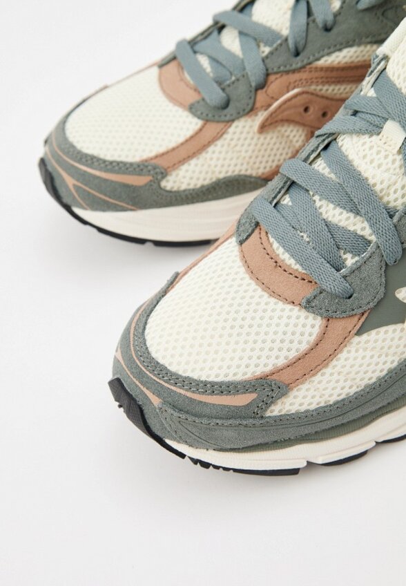 Кроссовки Saucony