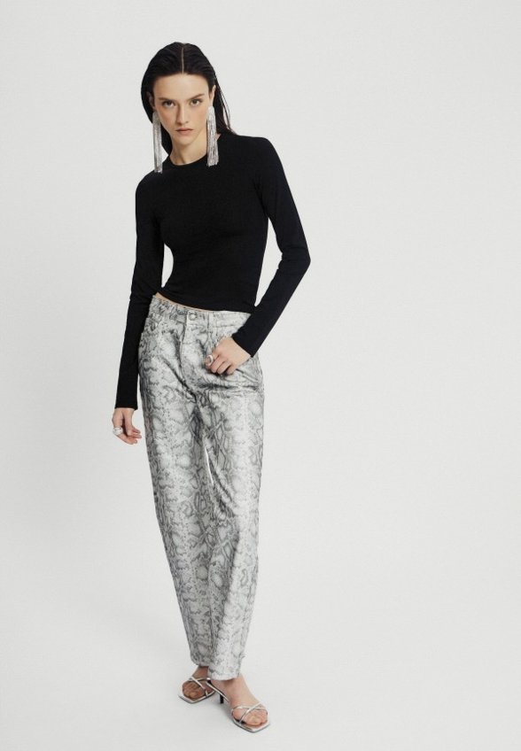 Лонгслив Nume