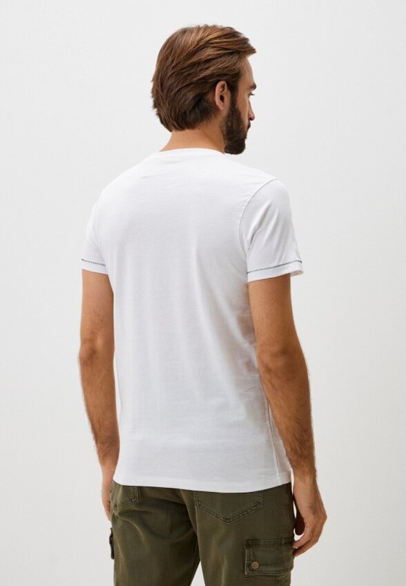 Футболка Deeluxe