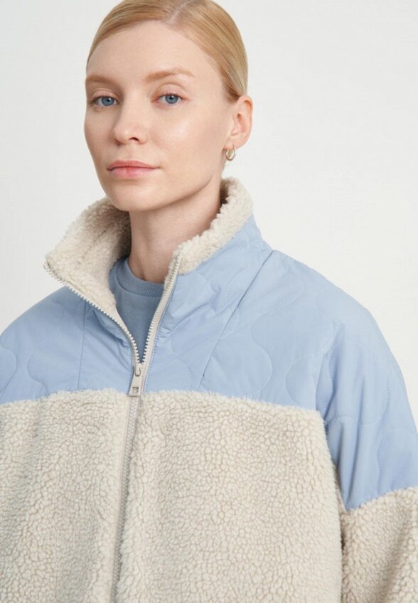 Куртка утепленная Finn Flare