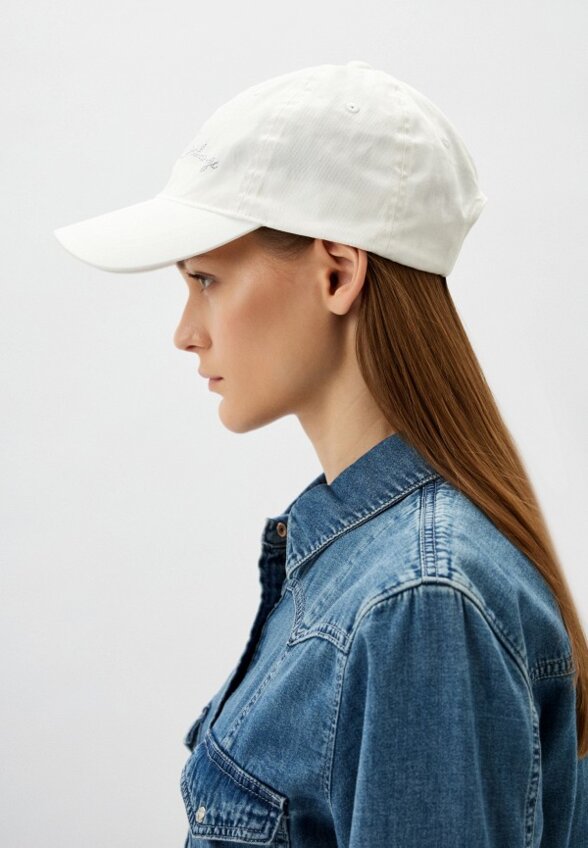 Бейсболка Armani Exchange