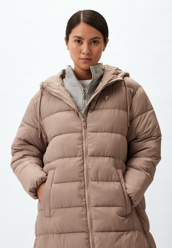 Пуховик Guess