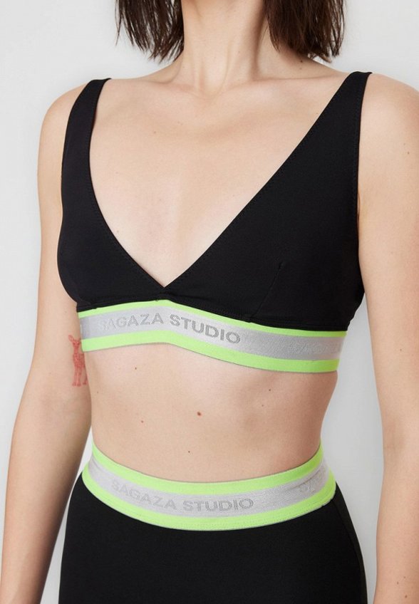 Топ спортивный Trendyol