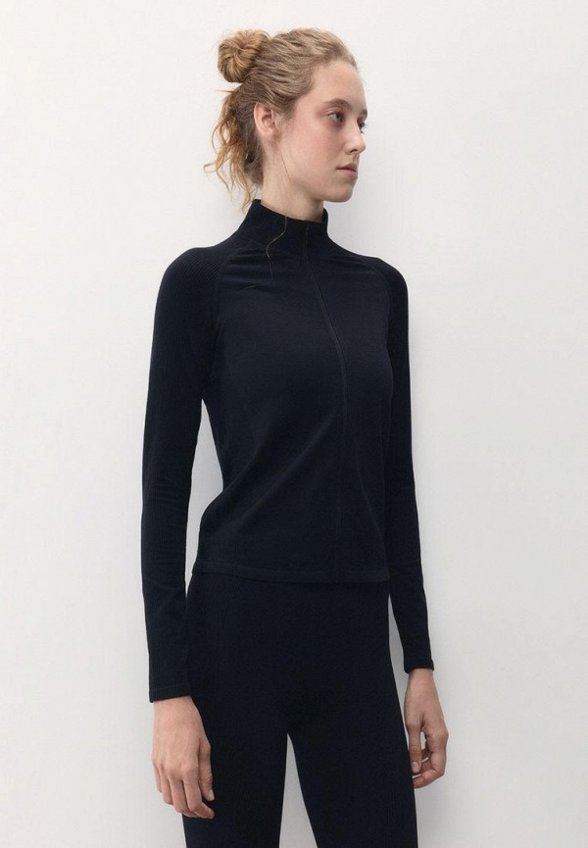 Олимпийка Befree