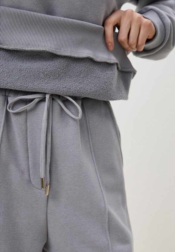 Костюм спортивный Bad Queen