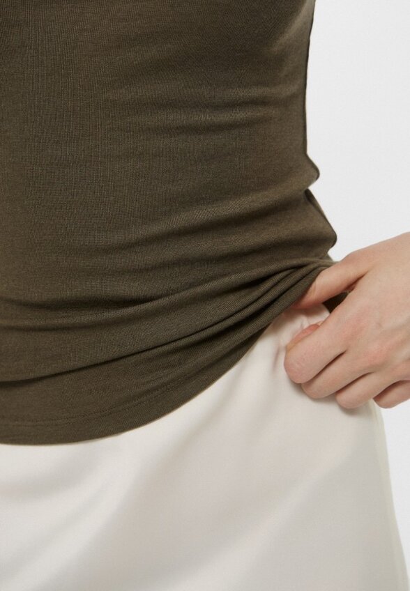 Футболка IDOL