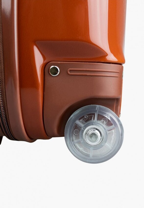 Чемодан Proffi travel