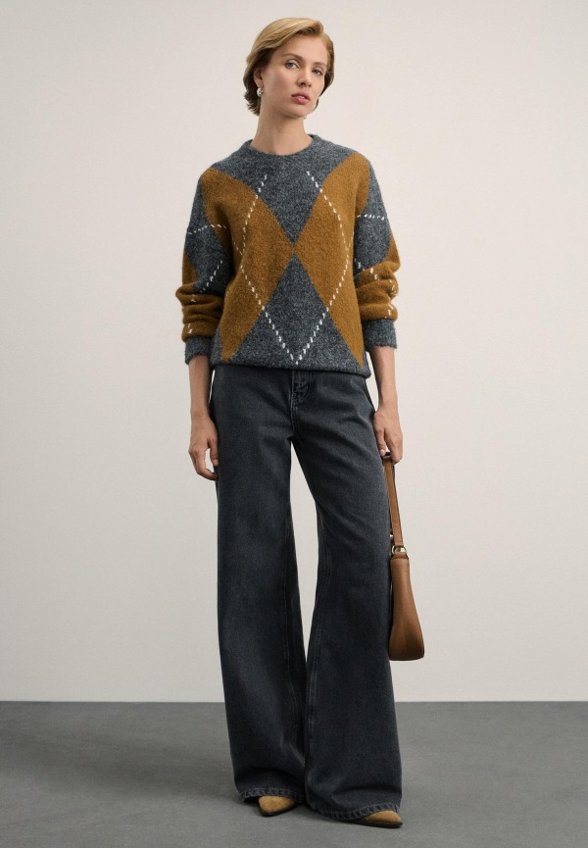 Джемпер Zarina