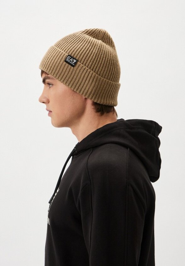 Шапка EA7