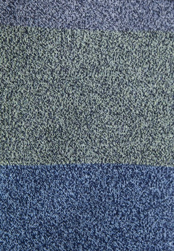 Джемпер Стим