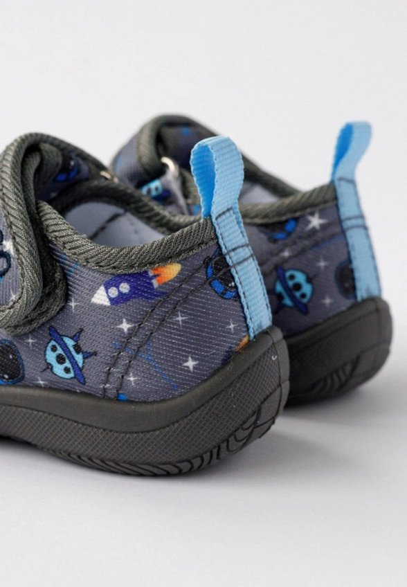 Сандалии Tikkago