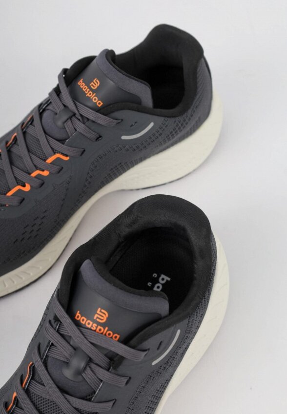 Кроссовки Baasploa