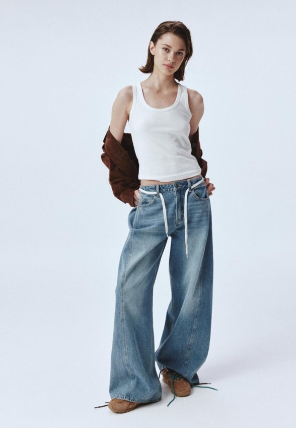 Джинсы WIDE LEG со встречными складками
