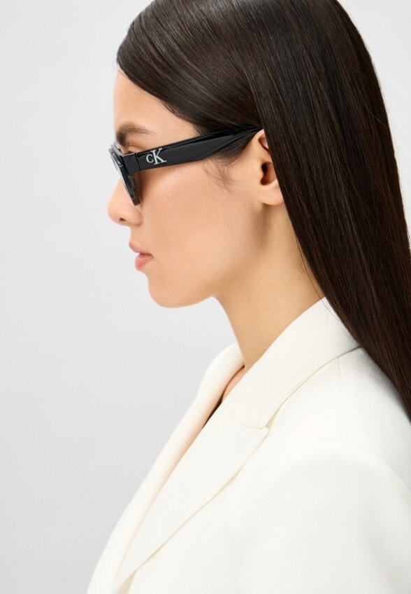 Очки солнцезащитные Calvin Klein Jeans