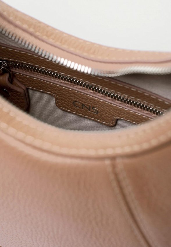 Сумка CNS Coined In Stone